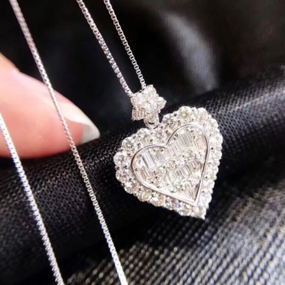 NEW 925 STERLING SILVER DIAMOND PENDANT NECKLACE - Picture 7 of 8